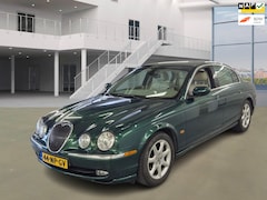 Jaguar S-type - 2.5 V6