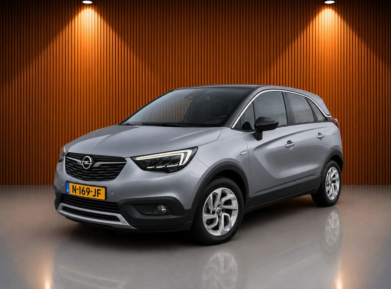 Opel Crossland X - 1.2 Turbo Innovation Automaat 18000KM!! - AutoWereld.nl