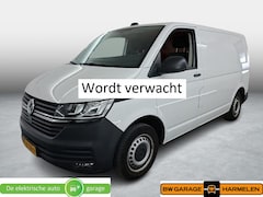 Volkswagen Transporter - 2.0 TDI L1H1 28 DSG | dubbele vloer met lades | Trekhaak |
