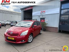 Toyota Verso - 1.8 VVT-i Aspiration Clima, cruise, trekhaak, camera