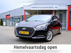 Hyundai i40 Wagon - 1.7 CRDi Essence Navi|Clima|Cam|LMV