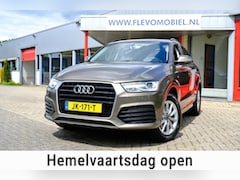 Audi Q3 - 1.4 TFSI CoD Adrenalin Leder|Xenon|Navi|Clima|LMV
