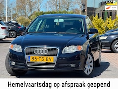 Audi A4 Limousine - 1.6 Pro Line Business | APK 24-05-2027 | Navigatie | Parkeersensoren | Trekhaak | Airco |