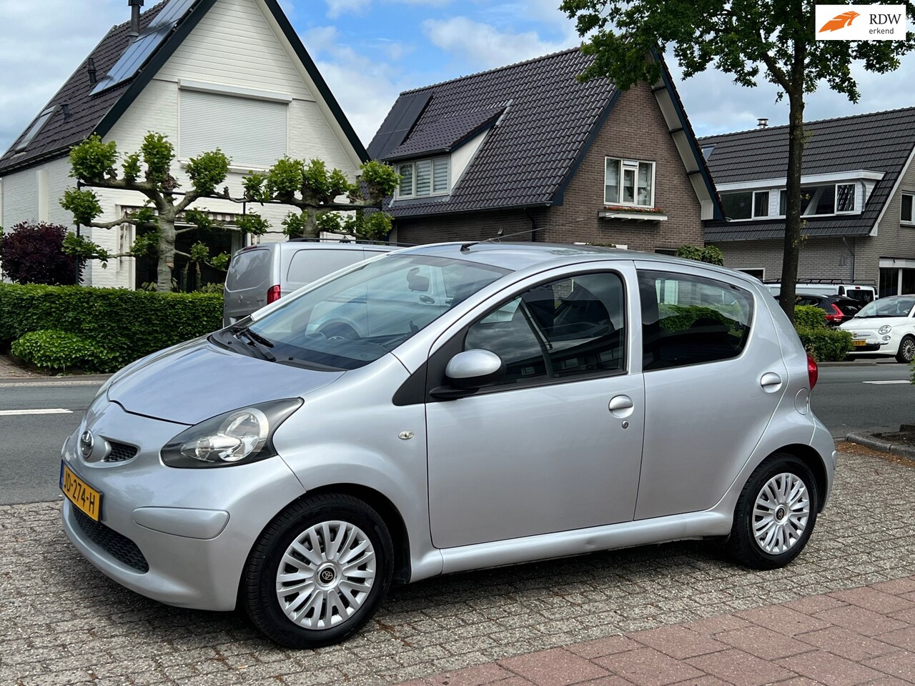 Toyota Aygo - 1.0-12V AIRCO-5 DEURS-APK 05-2027 ! - AutoWereld.nl