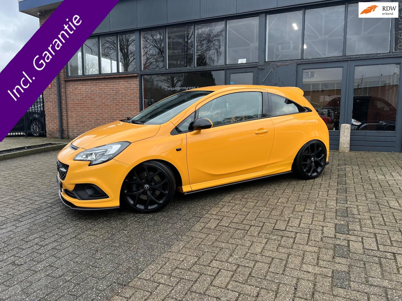 Opel Corsa - 1.6 Turbo OPC 1.6 Turbo OPC, Performance, Brembo, Sportuitlaat - AutoWereld.nl