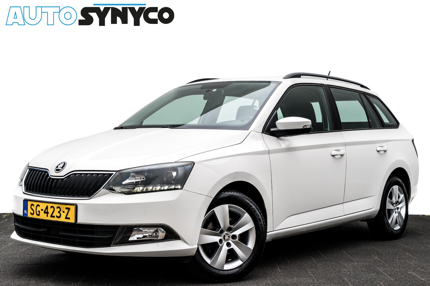Skoda Fabia Combi - 1.0 TSI Ambition Business | Cruise | PDC | Airco | Navigatie - AutoWereld.nl