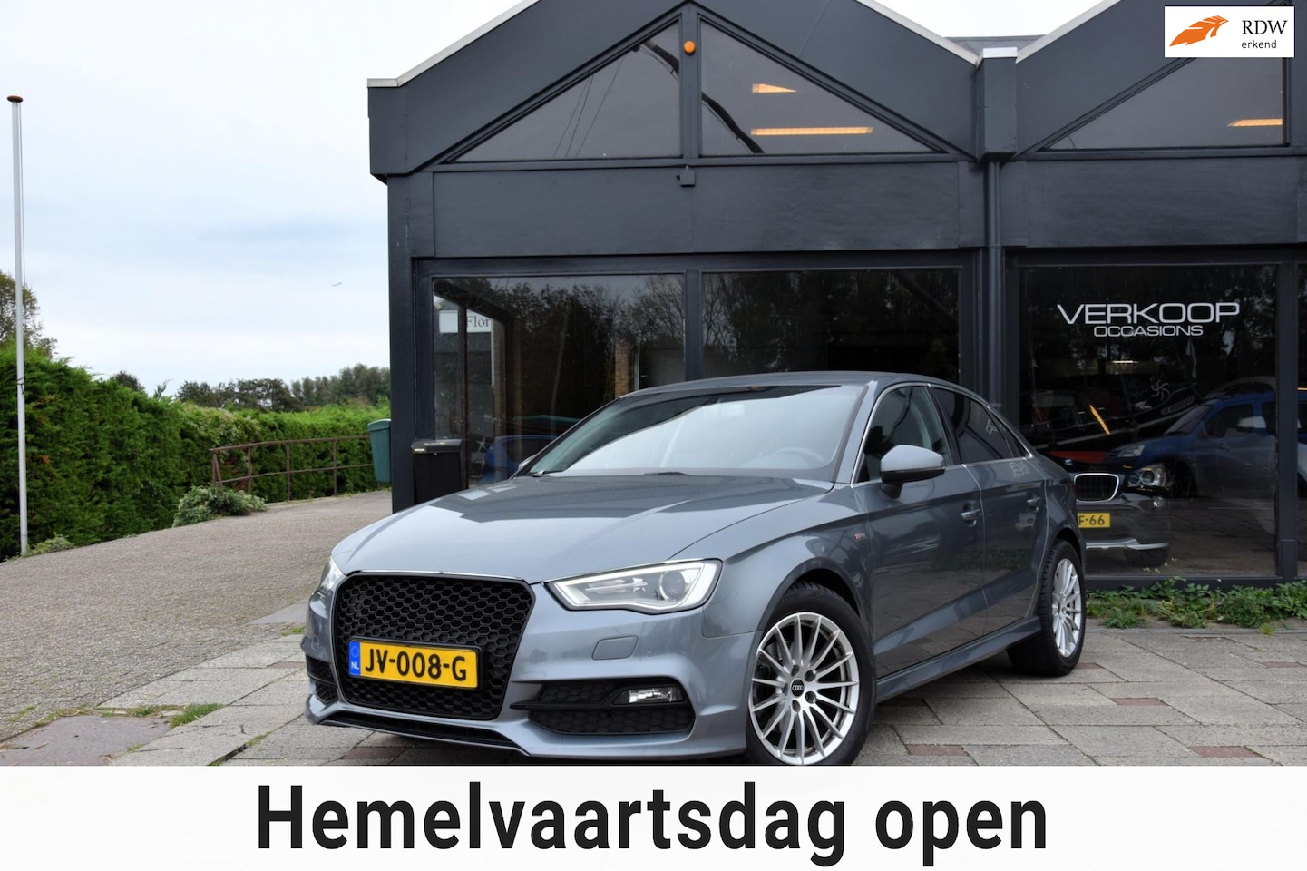 Audi A3 Limousine - 1.6 TDI Adrenalin Automaat S line - AutoWereld.nl
