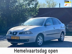 SEAT Cordoba - 1.4-16V Stylance Achteruit camera*Cruise*Clima*NAP*LM velgen*Nieuwe APK