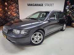 Volvo V70 - 2.4 Comf.L| Youngtimer | nw distr | trekh | cruise | boekje
