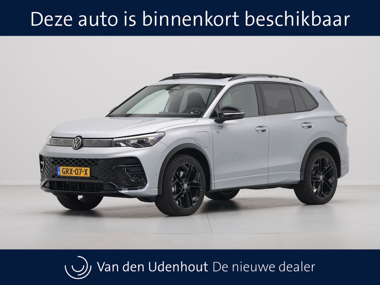 Volkswagen Tiguan - 1.5 eHybrid 204pk R-Line Ed. | Trekhaak | Panorama | LED-Plus | Black Style - AutoWereld.nl