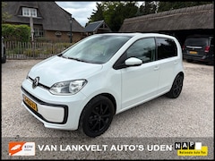 Volkswagen Up! - 1.0 Move up Camera, LED, Maps&more