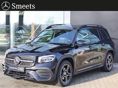 Mercedes-Benz GLB - 200 AMG line