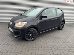 Volkswagen Up! - 1.0 black up airco / navi / elek pakket