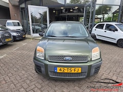 Ford Fusion - 1.4 Champion – 2007 – €1.750