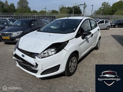 Ford Fiesta - 1.25 5 DR 95.000 KM Schade Duits kenteken