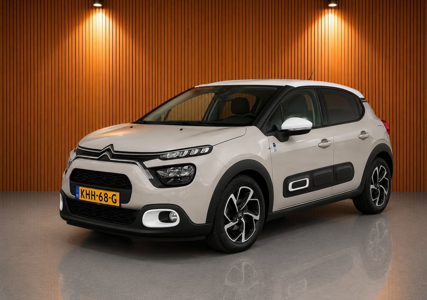 Citroën C3 - 1.2 PureTech Shine Saint James Edition - AutoWereld.nl