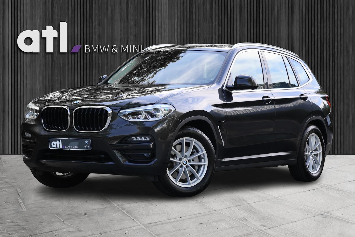 BMW X3 - xDrive30e eDrive Edition Org NL | Elektrische trekhaak | DAB | Navi | Adap LED koplamp | S - AutoWereld.nl