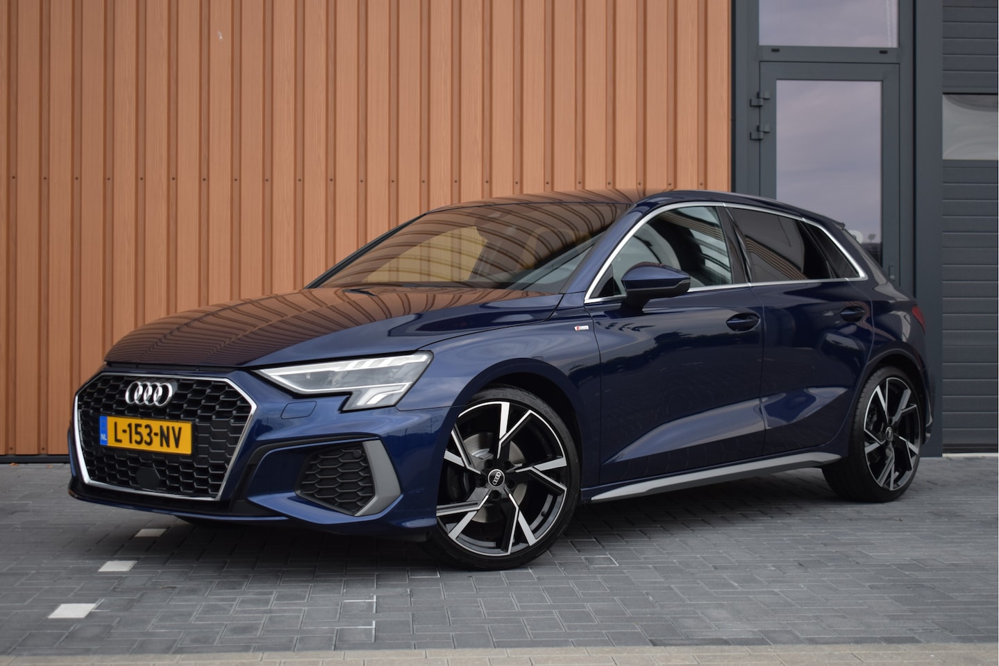 Audi A3 Sportback - 30 TFSI S-tronic S-line | Virtual | LED | Carplay | 19" - AutoWereld.nl