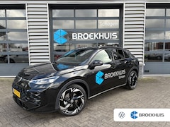 Volkswagen T-Roc - 1.5 eTSI 150 pk R-Line First Edition | Rondomzichtcamera | Maxtrix LED | Black Style Pakke
