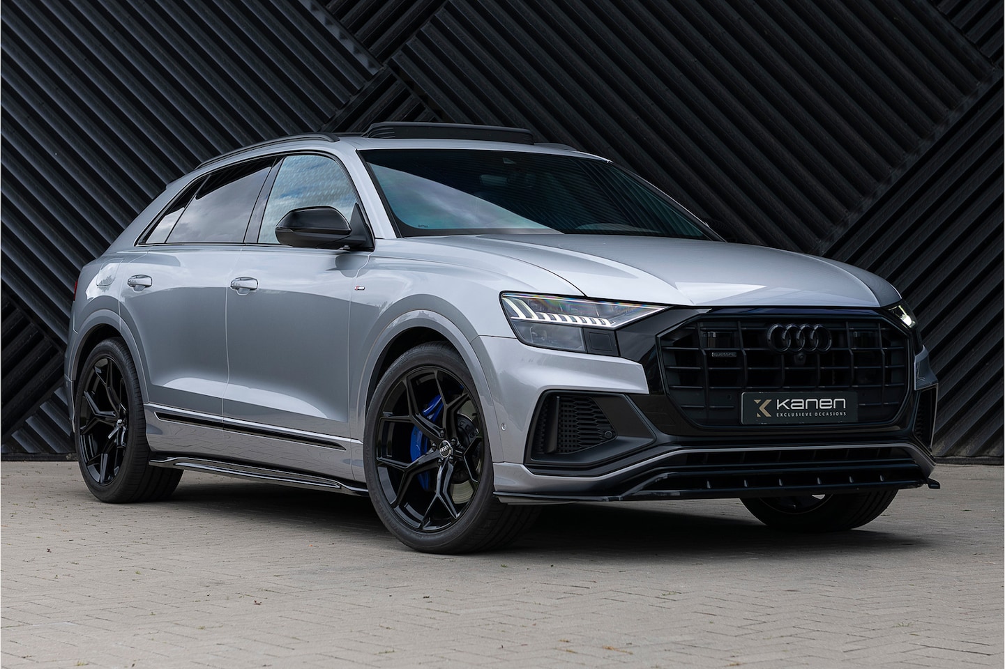 Audi Q8 - 55 TFSI e quattro S-Line ACC Pano RS-Stoelen Matrix Memory B&O 360 Softcl. Trekhaak - AutoWereld.nl