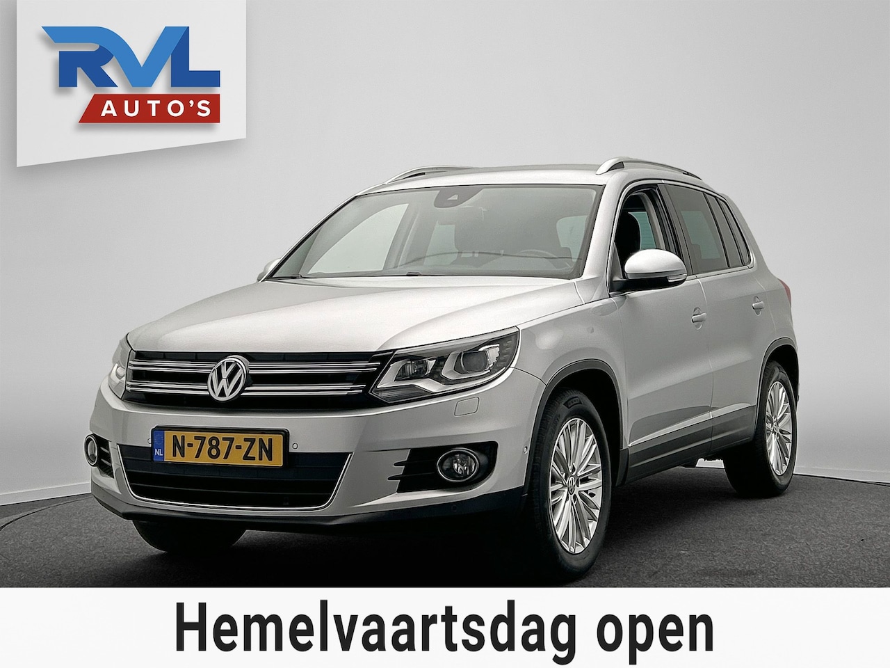 Volkswagen Tiguan - 1.4 TSI Automaat Trekhaak Navigatie Camera Climate-control Cruise - AutoWereld.nl