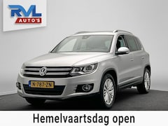 Volkswagen Tiguan - 1.4 TSI Automaat Trekhaak Navigatie Camera Climate-control Cruise