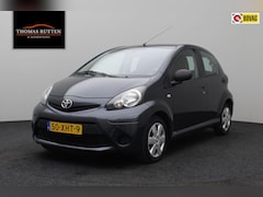 Toyota Aygo - 1.0 VVT-i Comfort 2012 NAP | Airco | Goed onderhouden | Elektrische ramen | Centrale vergr