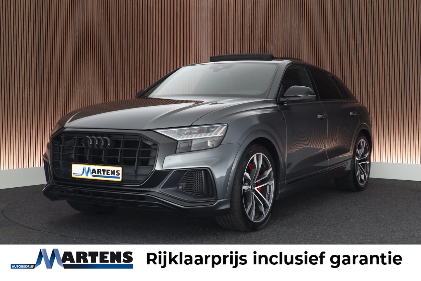 Audi Q8 - 60 TFSI e 462pk quattro Competition Matrix Panoramadak Trekhaak Memory Camera HUD Leder B& - AutoWereld.nl
