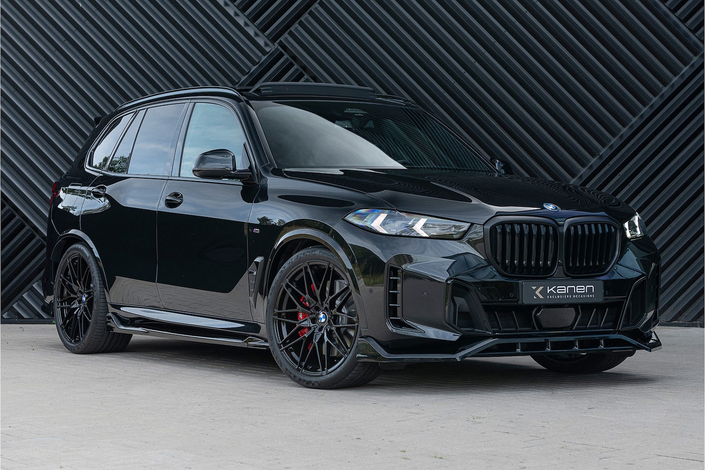 BMW X5 - xDrive50e LCI M-sport Pro ACC Pano M Seats Achterasbest. Kristal Massage Stoelvent. Luchtv - AutoWereld.nl