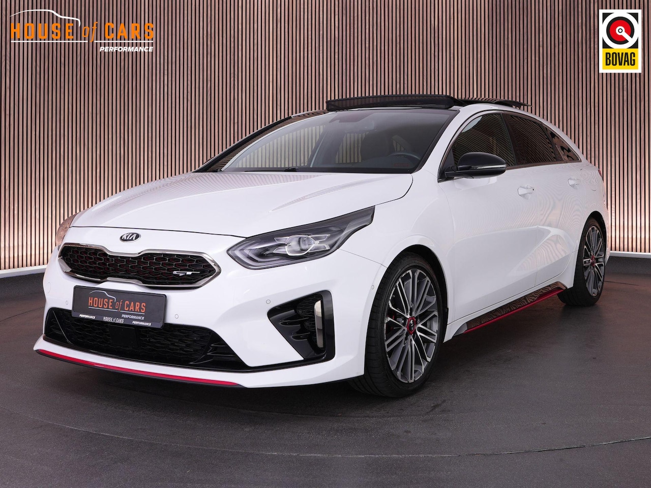 Kia Pro cee'd - GT 1.6 204pk T-GDi |pano|Navi 10,25"|JBL|Apple carplay|blind spot|camera|el. achterklep|ad - AutoWereld.nl