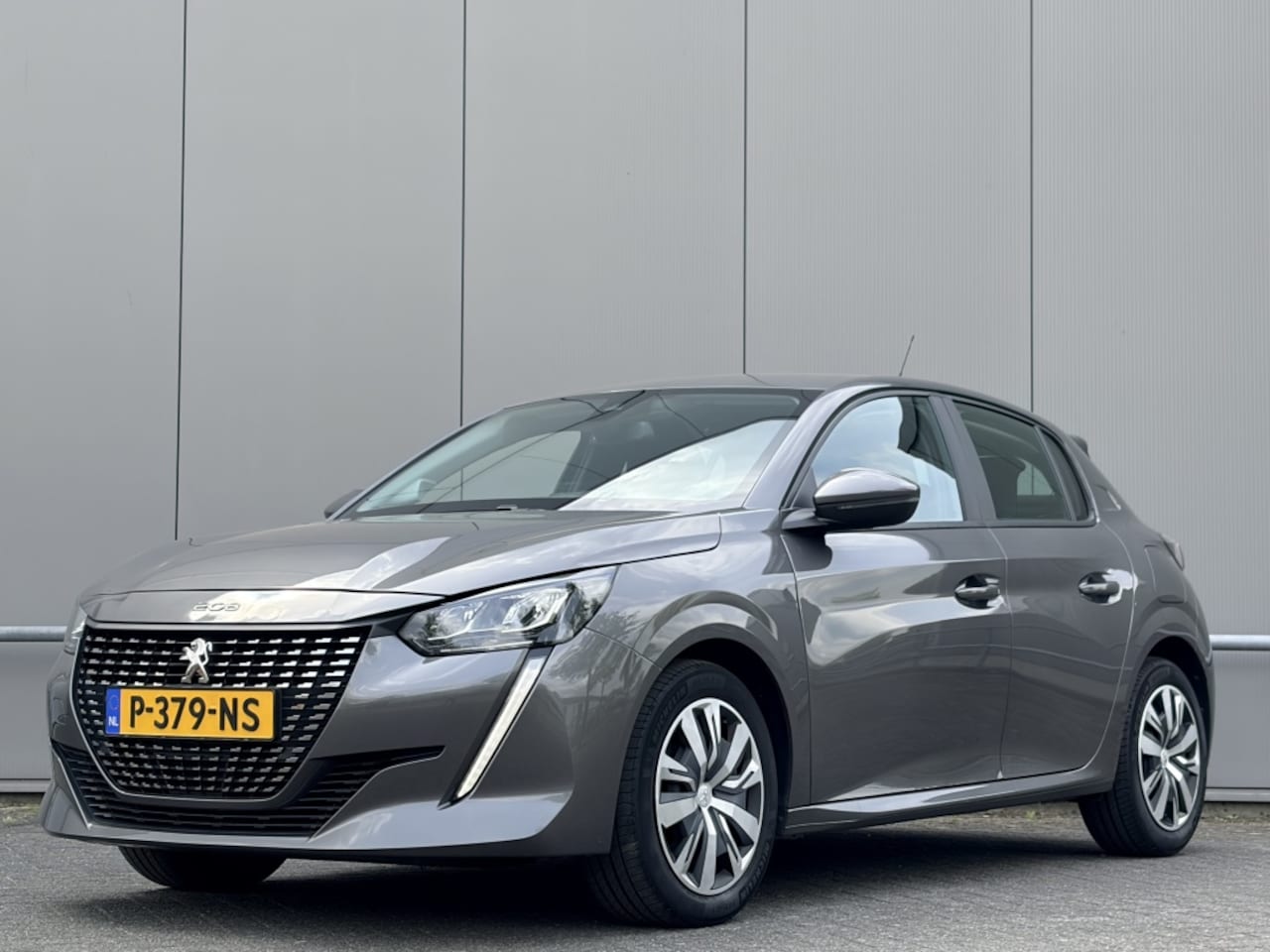 Peugeot 208 - 1.2 active - nieuwe distributie - airco - cruise - automaat - - AutoWereld.nl