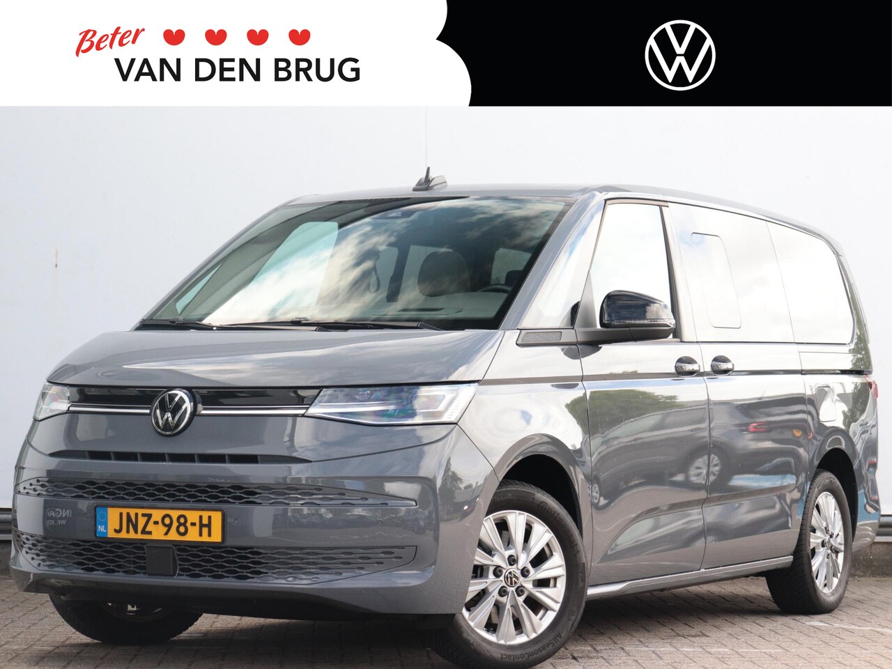 Volkswagen Multivan - 1.4 eHybrid L2H1 Style | Trekhaak | Panoramadak | Elektrische deuren | 3-Zones | 6 Zitplaa - AutoWereld.nl