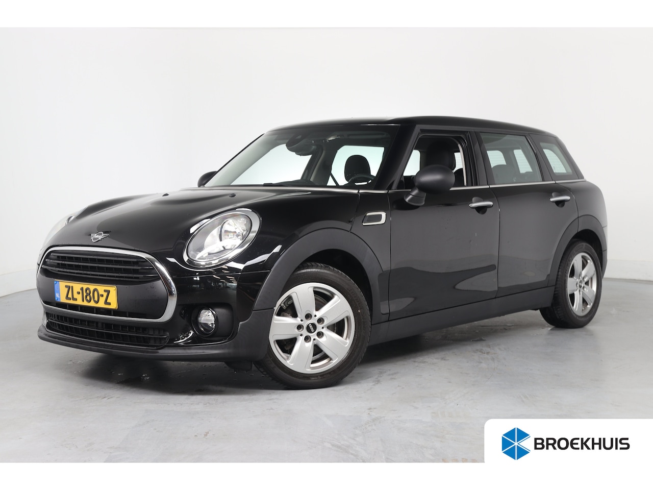 MINI Clubman - Mini 1.5 | Airco (automatisch) | Cruise control | DAB ontvanger - AutoWereld.nl