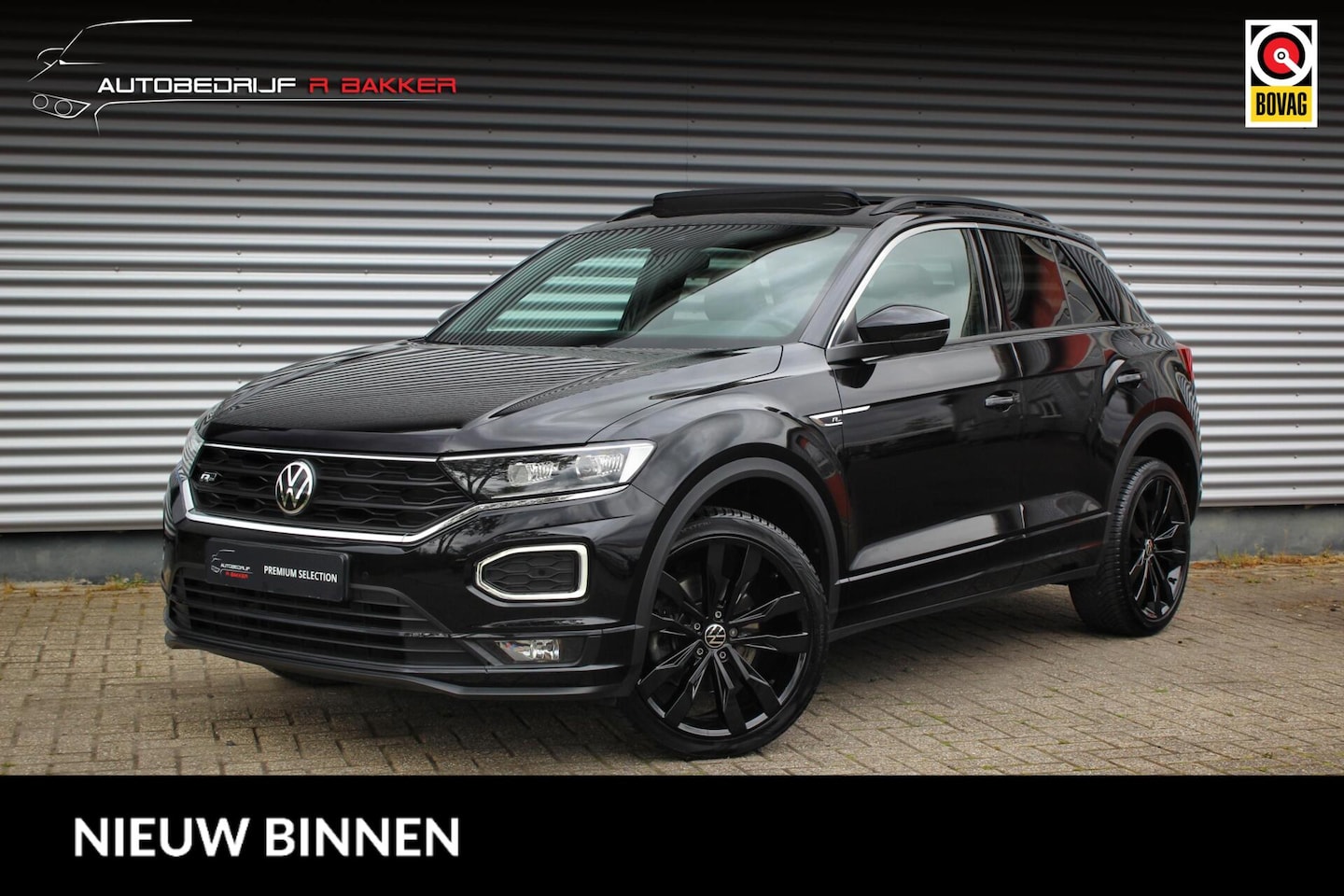 Volkswagen T-Roc - 1.5 TSI Sport R-line // 3x R Line | Panoramadak | Camera | DCC | CarPlay & Android Auto - AutoWereld.nl