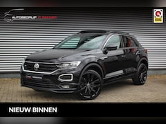 Volkswagen T-Roc - 1.5 TSI Sport R-line // 3x R Line | Panoramadak | Camera | DCC | CarPlay & Android Auto