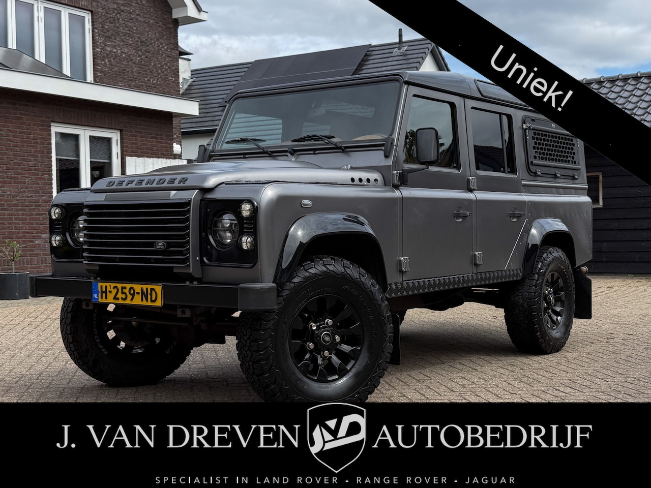 Land Rover Defender 110 - 2.4 TD SW Fire - Stoelverw. Apple Carplay, Trekhaak, Leder, Achteruitrijcam, Airco! - AutoWereld.nl