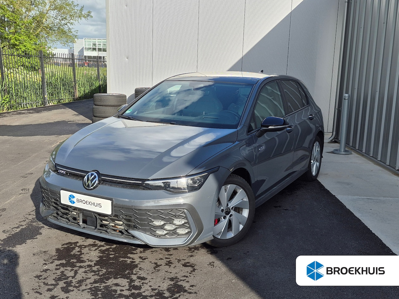 Volkswagen Golf - 1.5 eHybrid GTE 272PK DSG/AUTO | Glazen panorama-dak | Head-up Display  |  Trekhaak  Uitkl - AutoWereld.nl