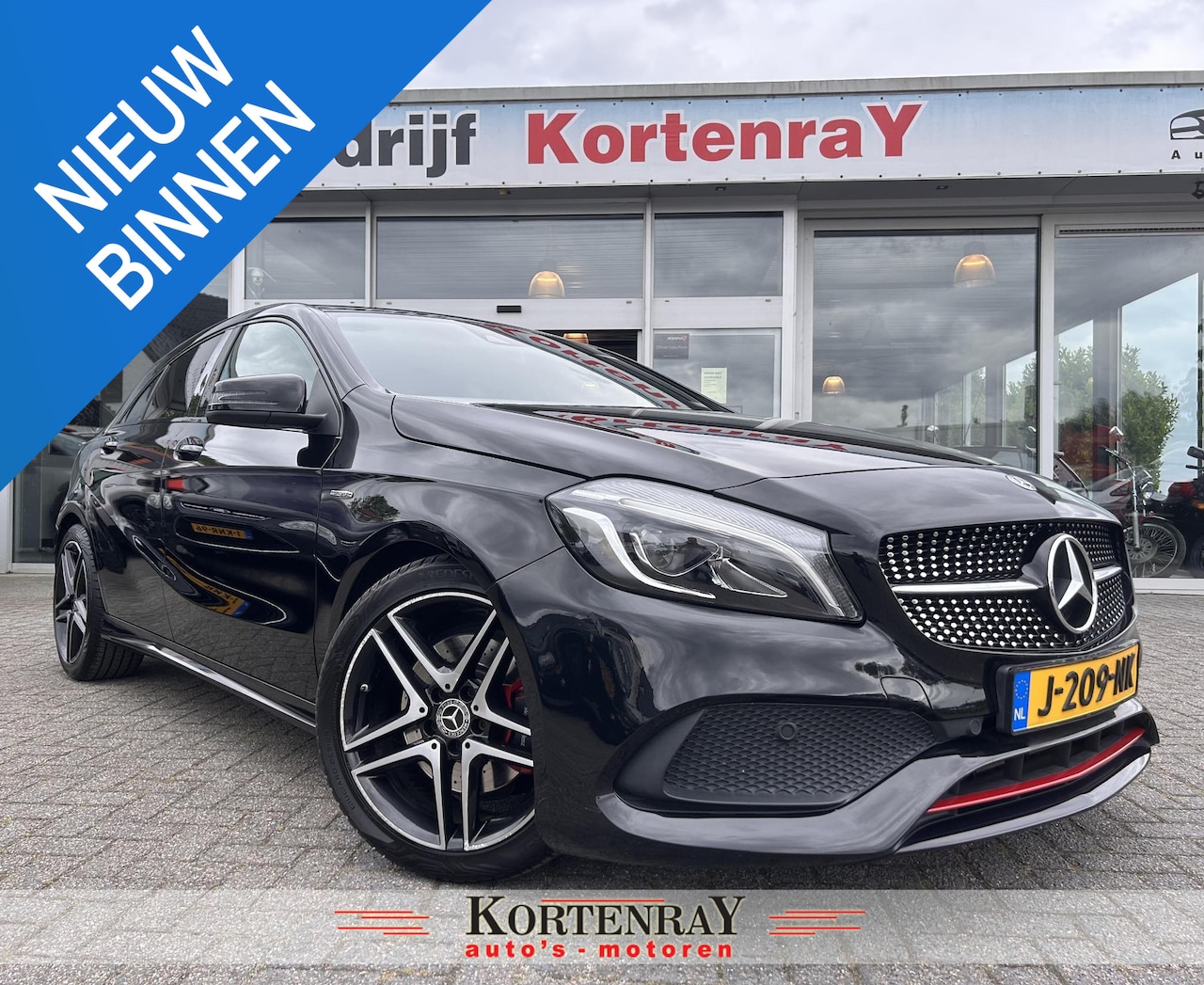 Mercedes-Benz A-klasse - 250 Sport AMG-line|keyless entry|dealer onderhouden| - AutoWereld.nl