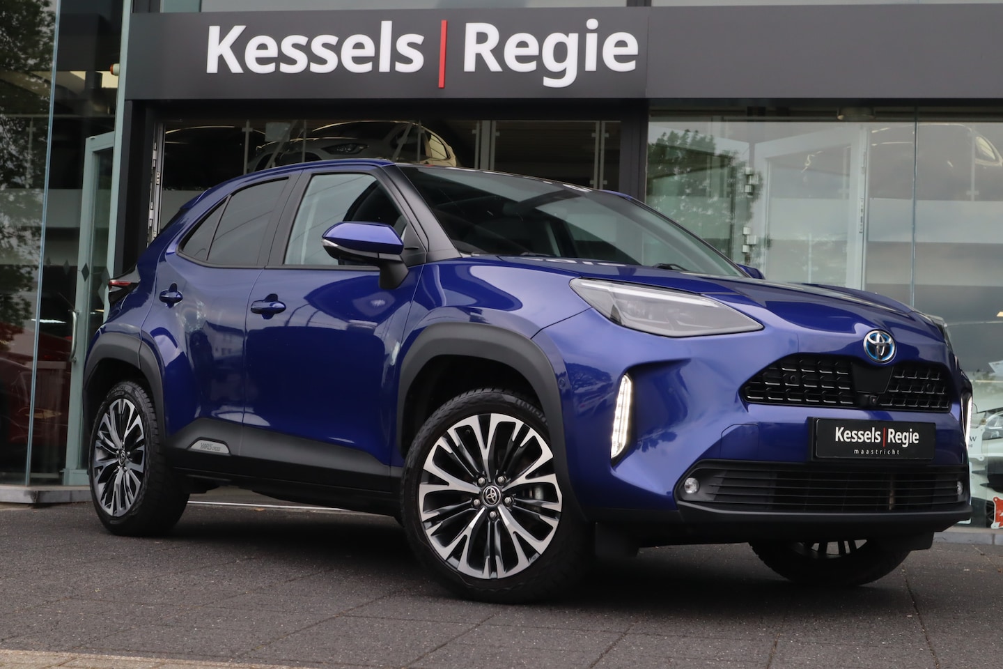 Toyota Yaris Cross - 1.5 Hybrid Executive | Pano | BLIS | Carplay | Stuur +Stoel verwarming | 360 Camera | ACC - AutoWereld.nl
