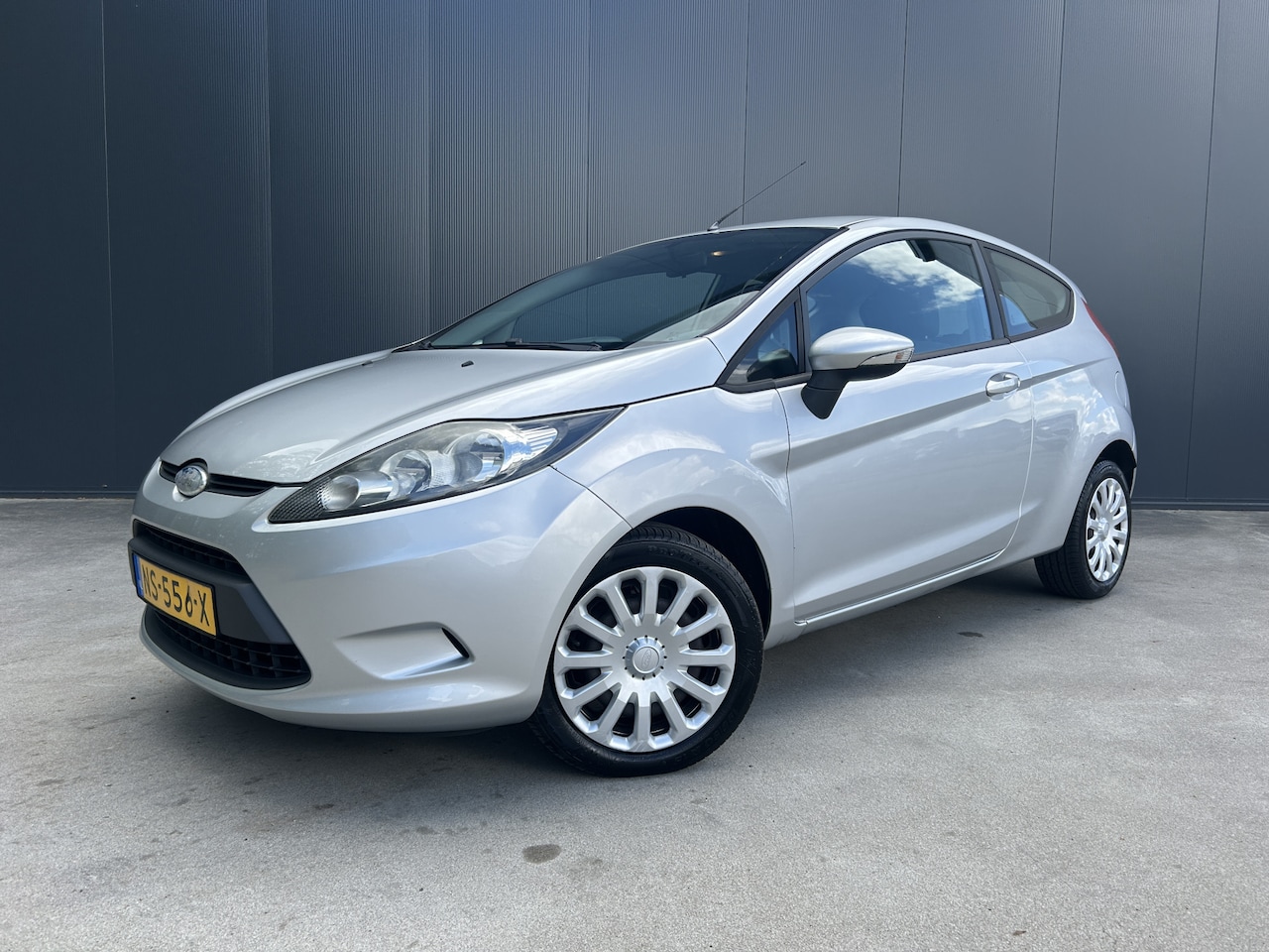 Ford Fiesta - 1.25 Ghia AIRCO 3 DEURS ELEC PAKKET - AutoWereld.nl