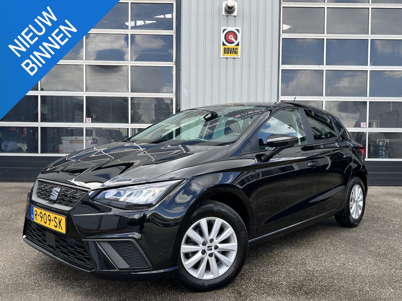 SEAT Ibiza - 1.0 EcoTSI Style Business Connect Apple CarPlay Stoelverw. PDC Lm velg Navi Virtual Cockpi - AutoWereld.nl