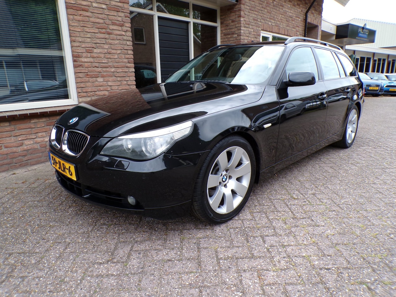 BMW 5-serie Touring - 545i Automaat / Leder / Panoramadak / Navi / Head Up - AutoWereld.nl