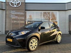 Toyota Aygo X - PLAY APPLE/ANDROID CAMERA AD-CRUISE 7"DISPLAY DAB NL-AUTO