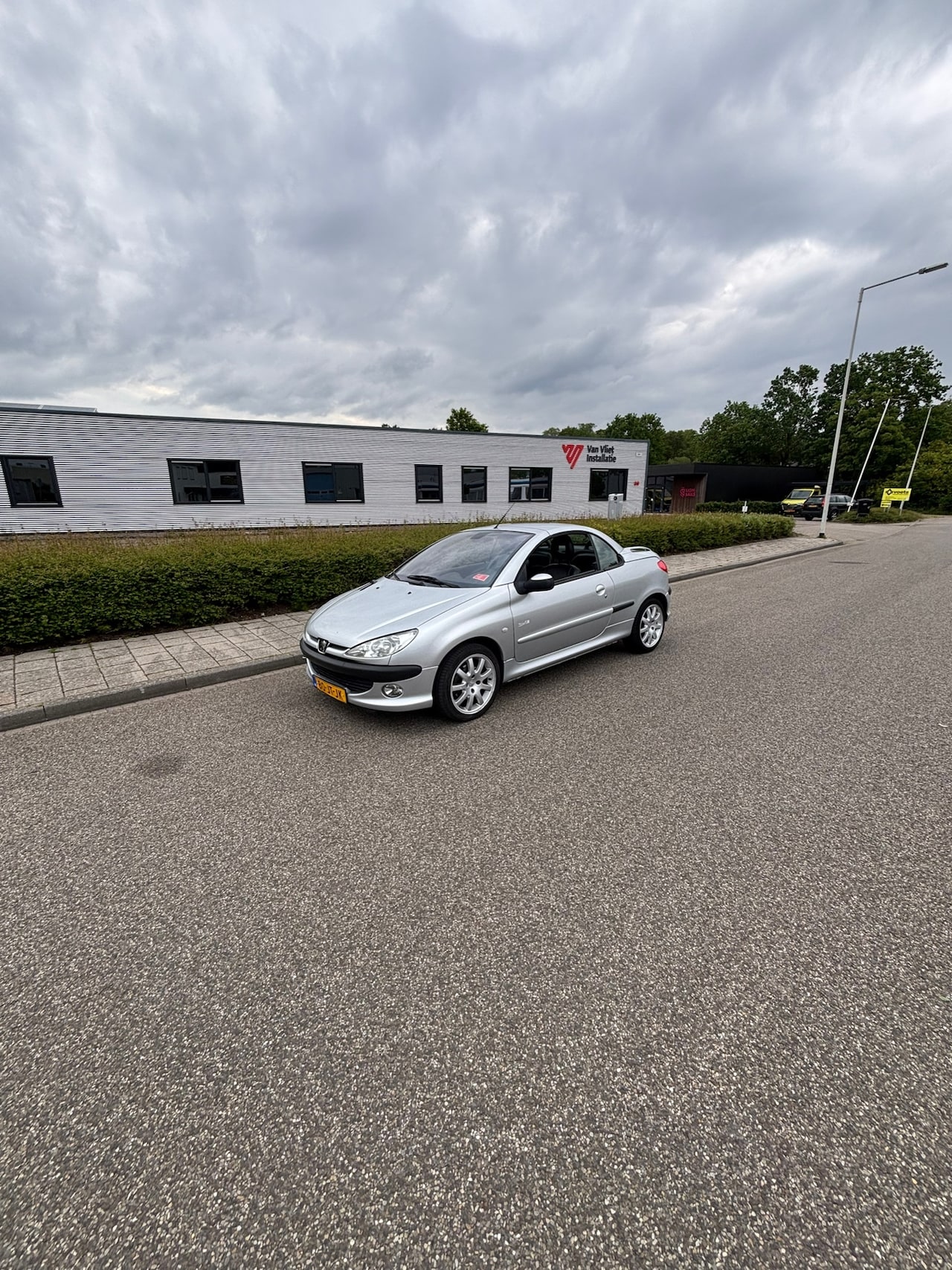 Peugeot 206 CC - 2.0-16V Cabriolet " €999 VASTE PRIJS " - AutoWereld.nl