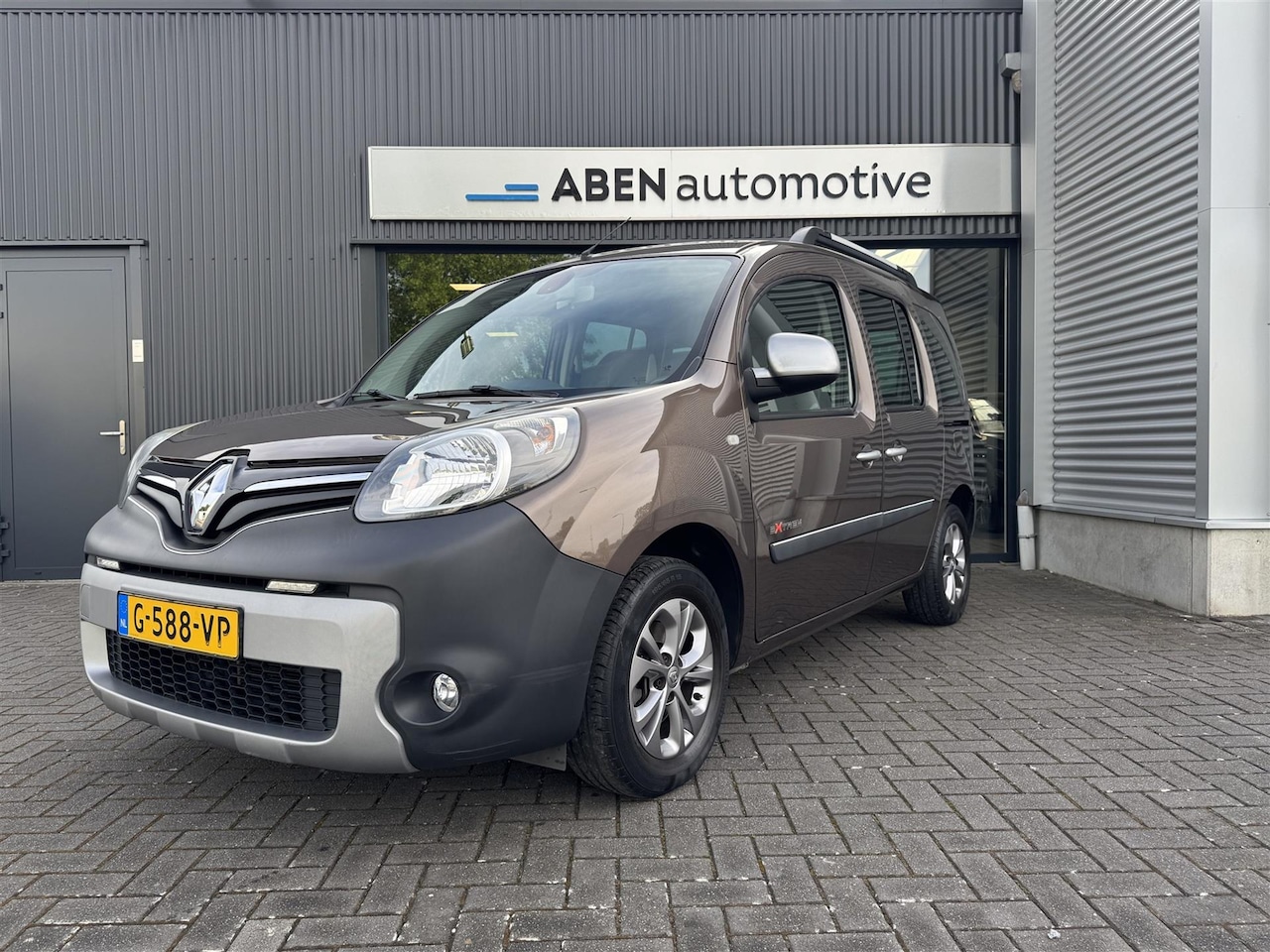 Renault Kangoo Family - 1.2 TCE 115PK Limited Extreme (TREKHAAK|PDC|DEALER O.H.) - AutoWereld.nl