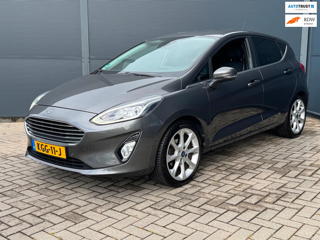 Ford Fiesta - 1.0 EcoBoost Vignale / Led / Camera / Carplay - AutoWereld.nl