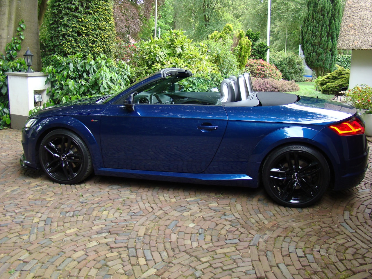 Audi TT Roadster - 2.0 TFSI quattro Pro Line S 2.0 TFSI quattro Pro Line + S-Line - AutoWereld.nl