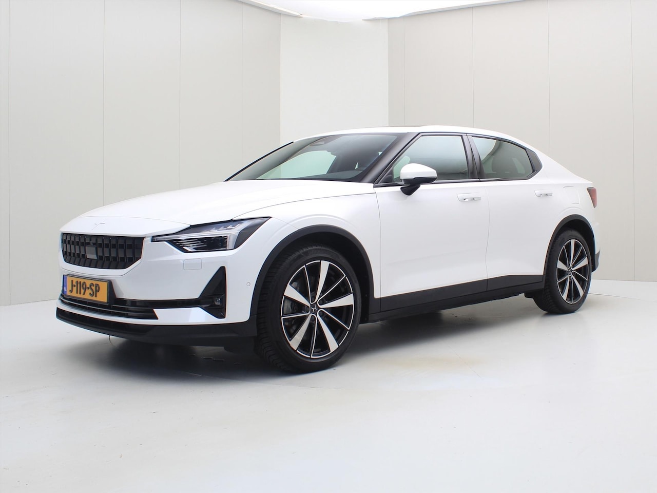 Polestar 2 - Long Range Dual Motor 408PK 78kWh [ PILOT PLUS+19 INCH+CARPLAY+CAMERA+STOELVERWARMING ] - AutoWereld.nl