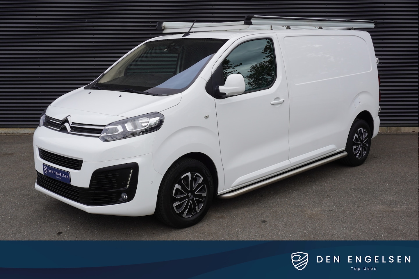 Citroën Jumpy - 2.0 120PK L2H1 Navigatie Apple crplay Parkeersensoren Imperiaal Trekhaak Cruise control Si - AutoWereld.nl