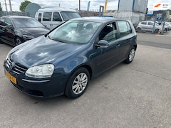 Volkswagen Golf - 1.6 FSI Optive 3
